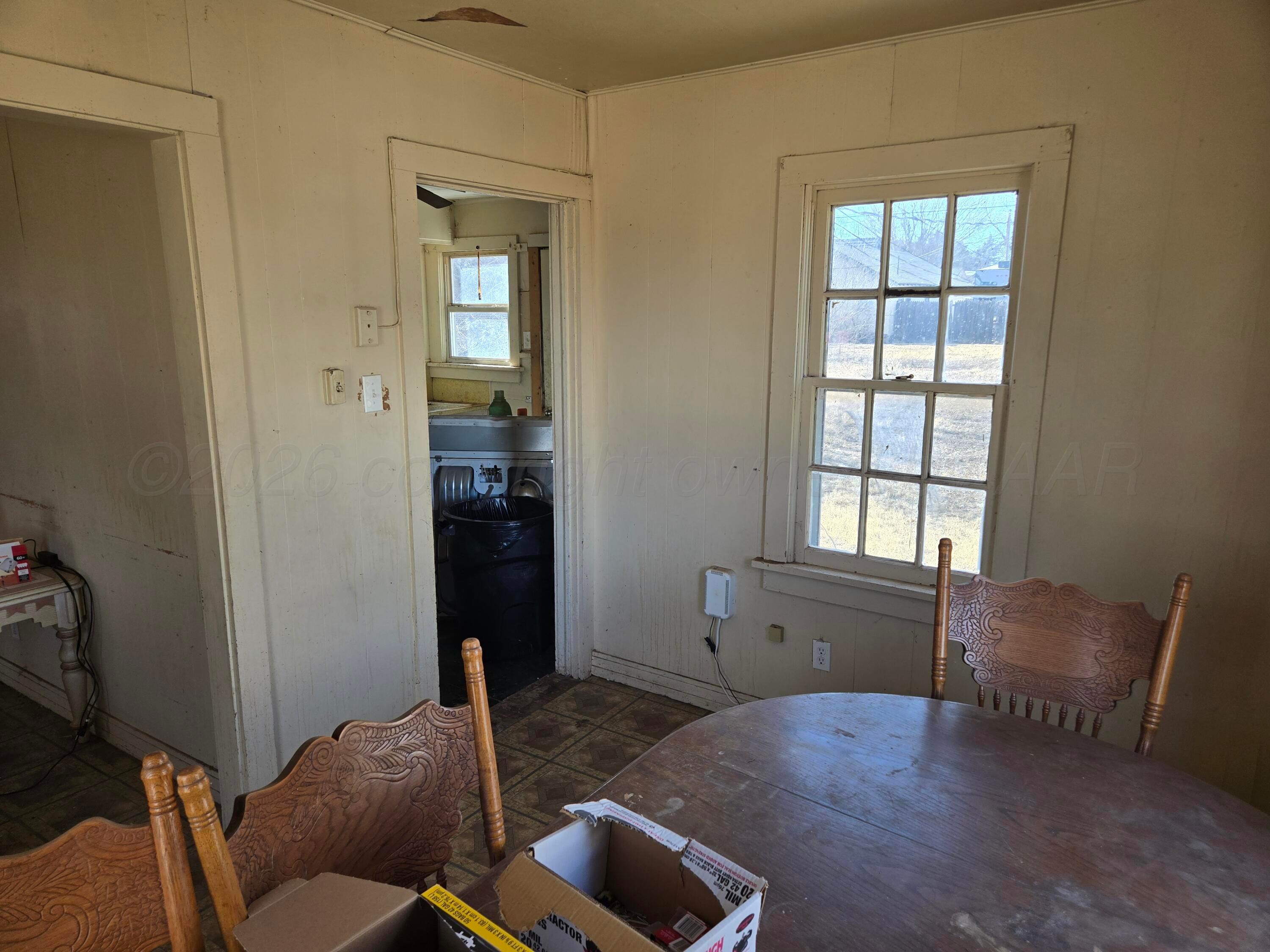 717 South 5th Street Memphis, TX 79245 - Photo 9 of 27 20260203_142547