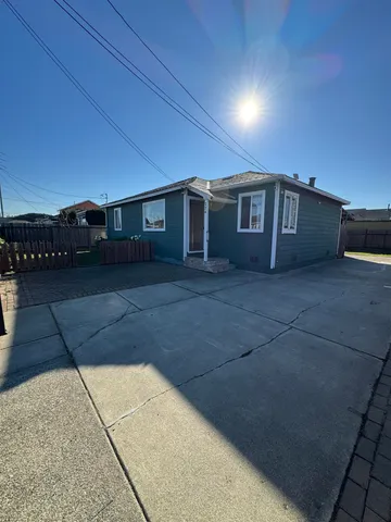 $539,000 | 274 Tunis Road, Oakland, CA 94603