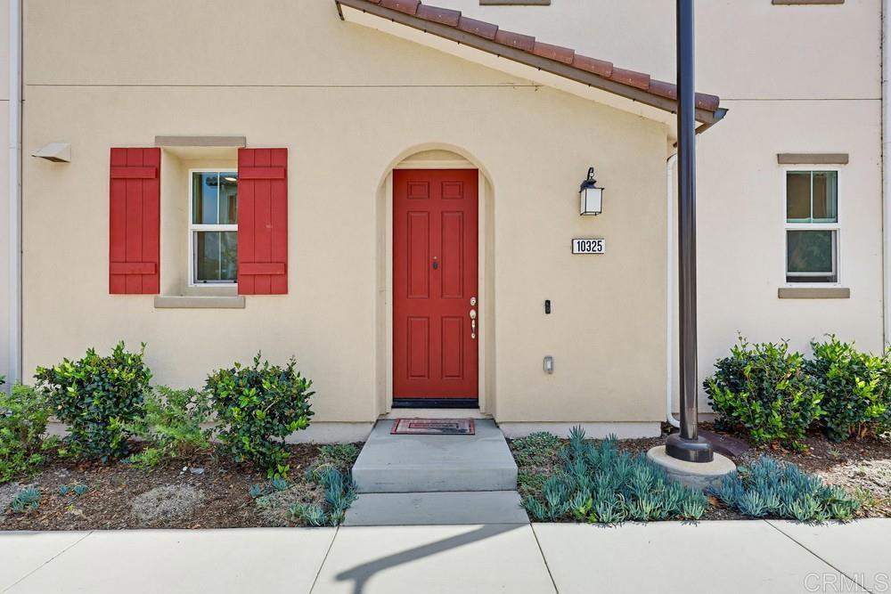 10325 Graphite Street Spring Valley, CA 91977 - Photo 4 of 63