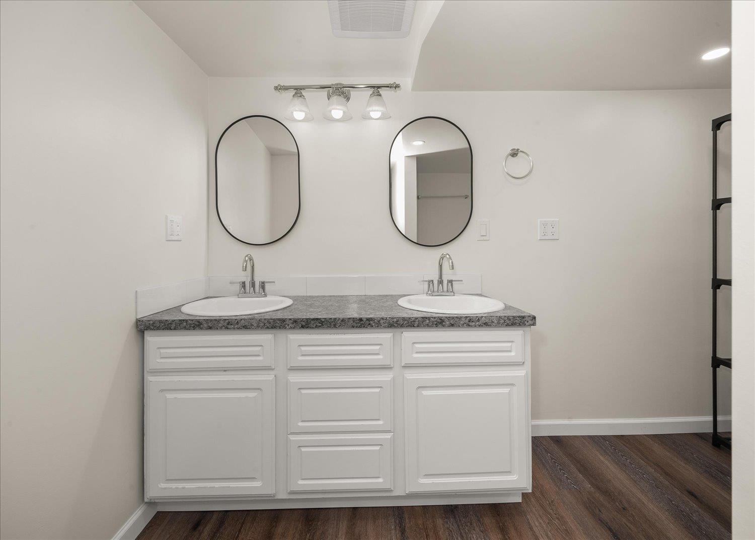 12712 East Saltese Road Spokane Valley, WA 99216 - Photo 22 of 35 Gallery Image 22