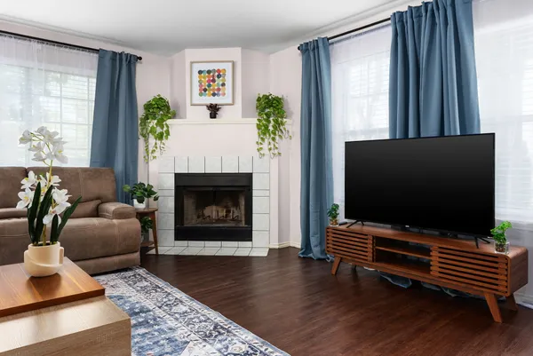 $4,500 | 7906 Briarton Drive, Austin, TX 78747