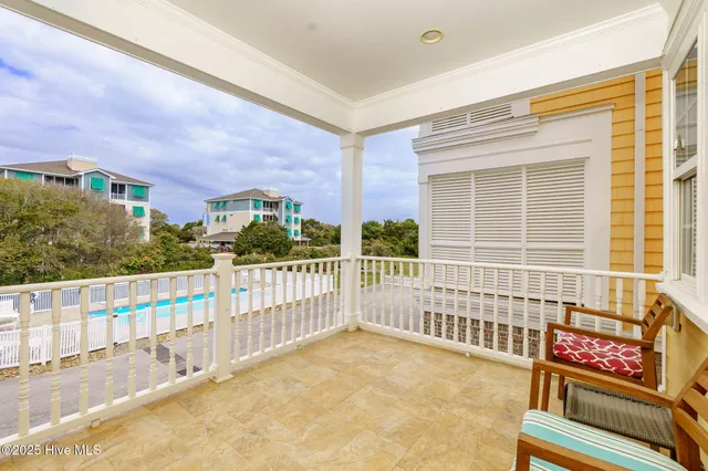 $824,900 | 116 Salter Path Road, Unit 102 SEABROOK, Pine Knoll Shores, NC 28512