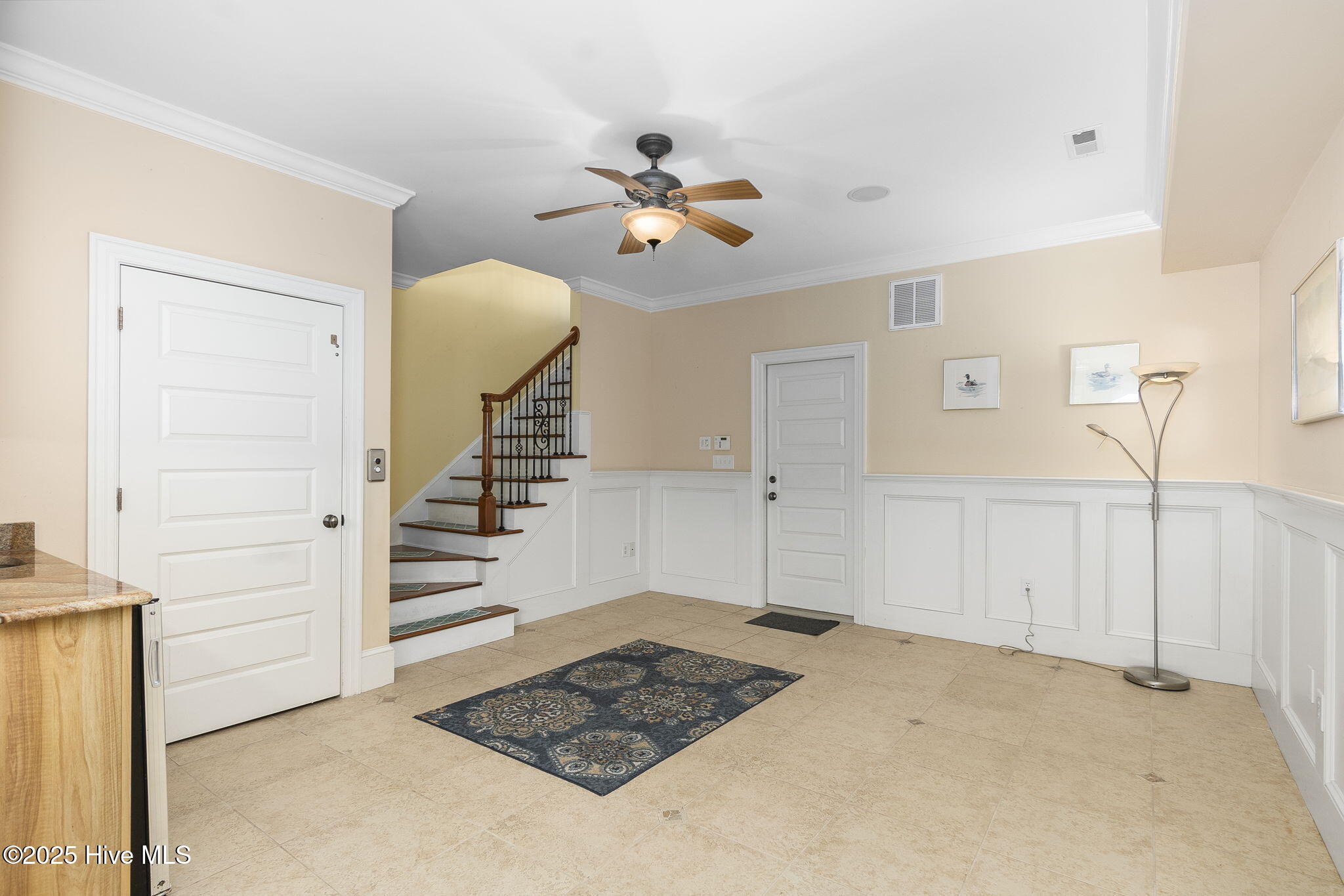116 Salter Path Road, Unit 102 SEABROOK Pine Knoll Shores, NC 28512 - Photo 35 of 58 Garage access from den