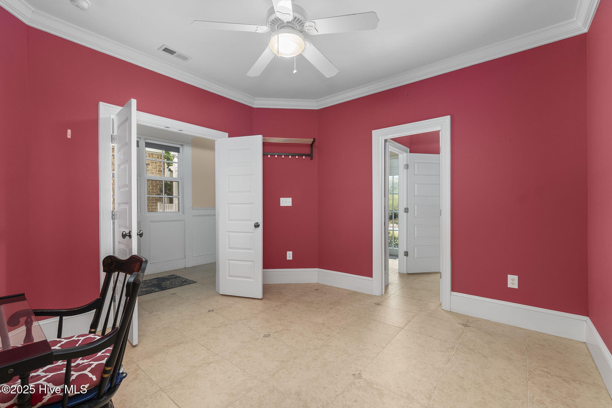 116 Salter Path Road, Unit 102 SEABROOK Pine Knoll Shores, NC 28512 - Photo 39 of 58 Flexible use room