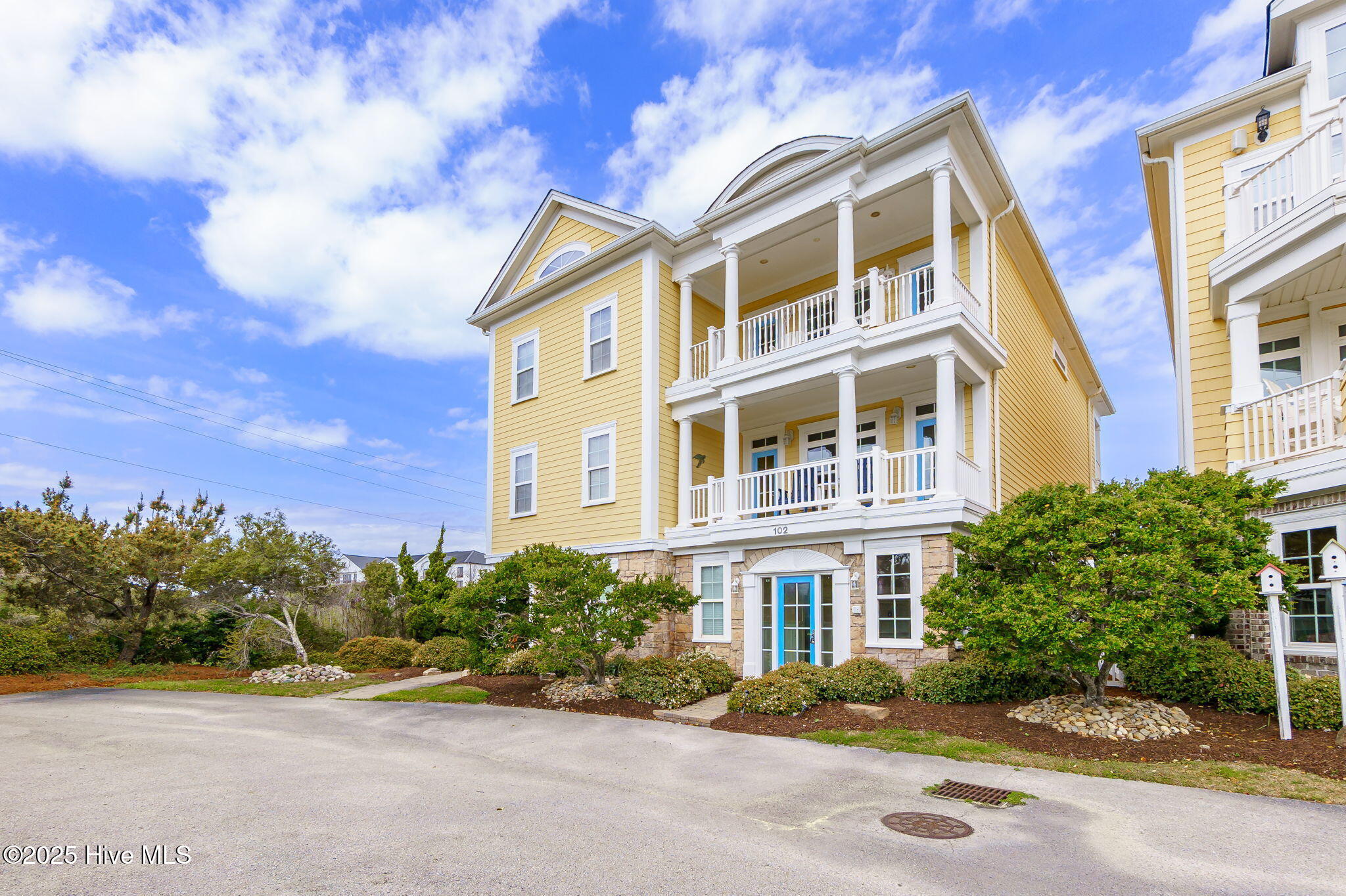 116 Salter Path Road, Unit 102 SEABROOK Pine Knoll Shores, NC 28512 - Photo 41 of 56 Entrance to unit 102