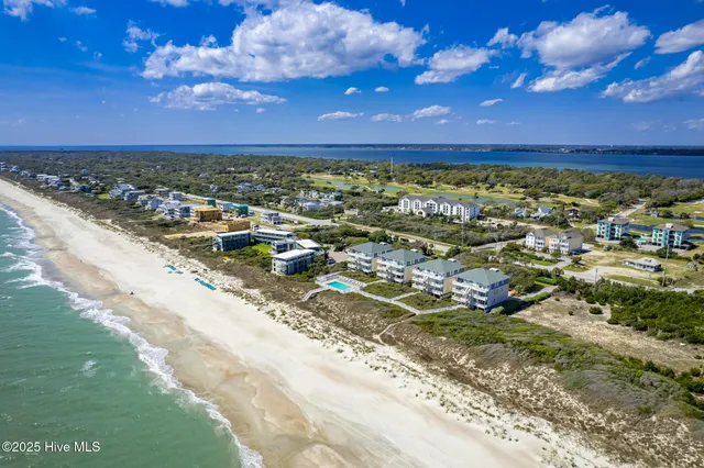 $824,900 | 116 Salter Path Road, Unit 102 SEABROOK, Pine Knoll Shores, NC 28512