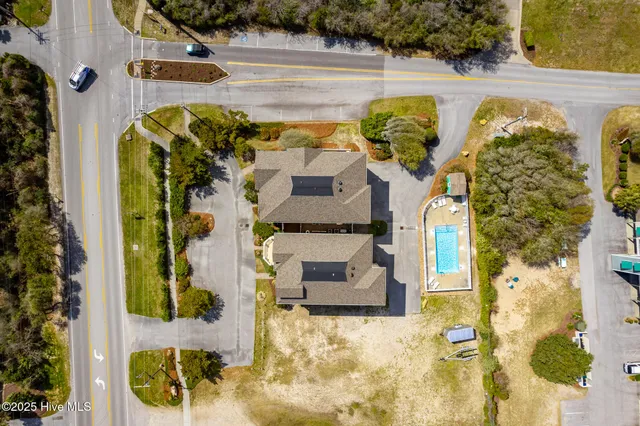 $824,900 | 116 Salter Path Road, Unit 102 SEABROOK, Pine Knoll Shores, NC 28512
