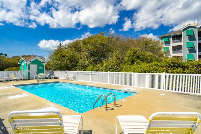 $824,900 | 116 Salter Path Road, Unit 102 SEABROOK, Pine Knoll Shores, NC 28512