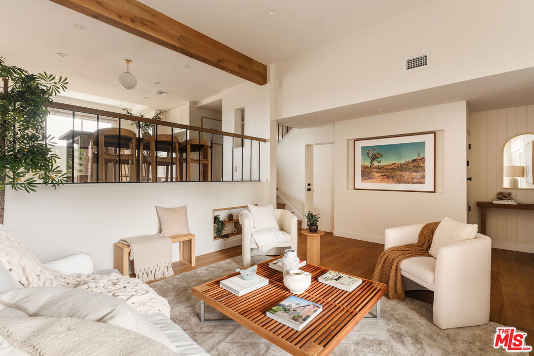 13210 Fiji Way, Unit M Marina del Rey, CA 90292 - Photo 3 of 23