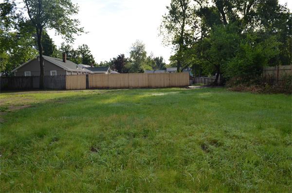 29 Pelham Street Springfield, MA 01109 - Photo 3 of 23