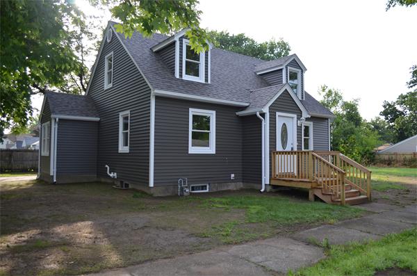 29 Pelham Street Springfield, MA 01109 - Photo 4 of 23
