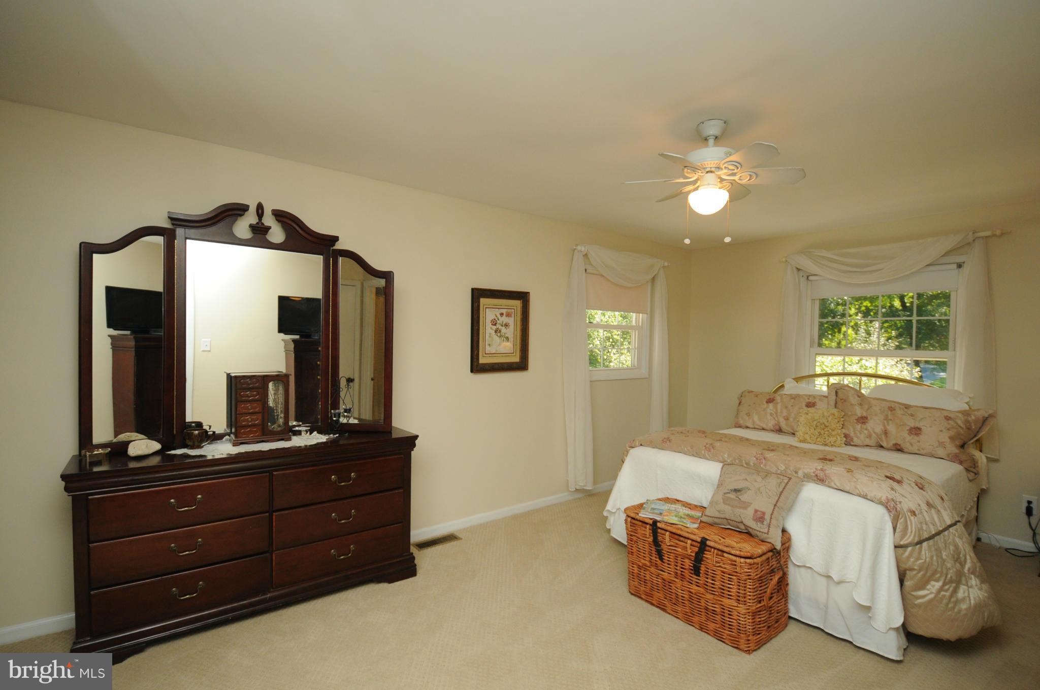 9202 Keyser Road Nokesville, VA 20181 - Photo 20 of 28 Bedroom (Master)