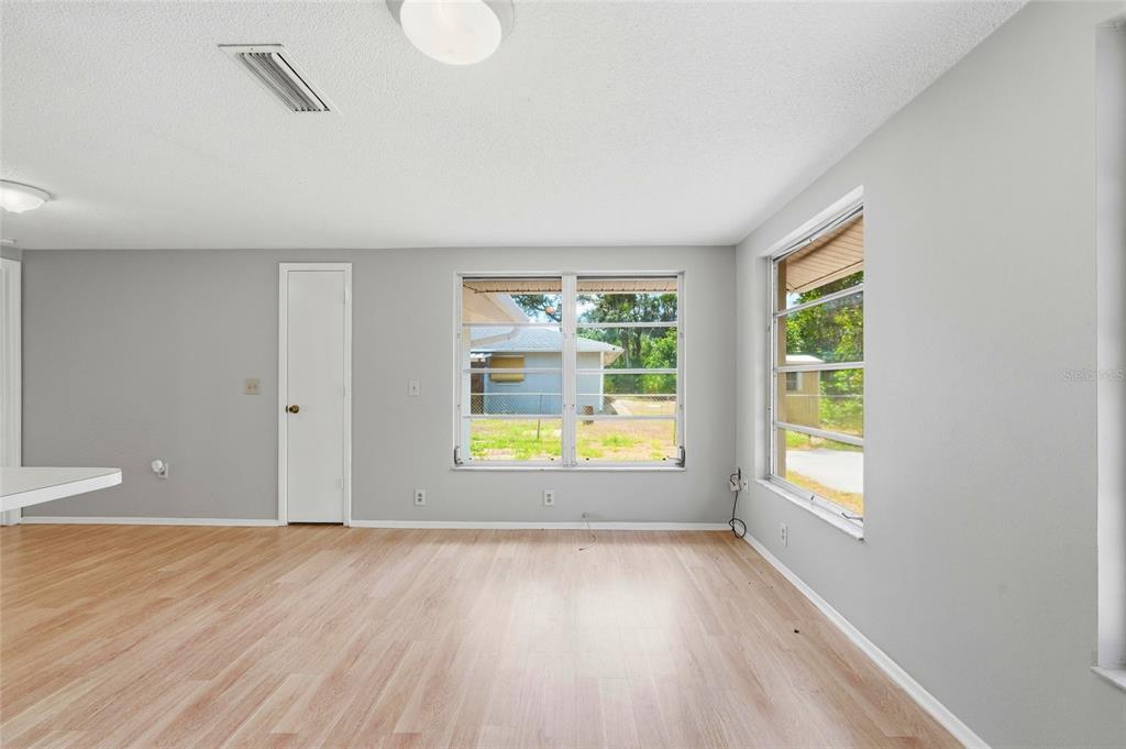 875 Ponderosa Road Venice, FL 34293 - Photo 18 of 51