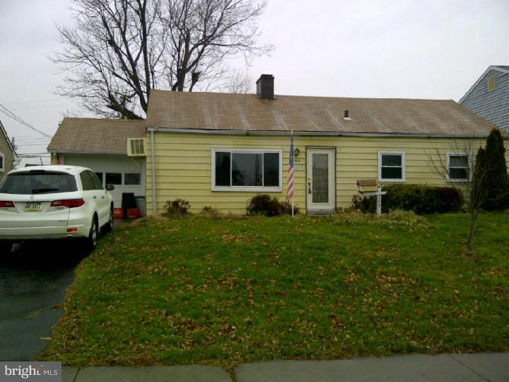 209 Andover Road Fairless Hills, PA 19030 - Photo 2 of 20 Gallery Image 2