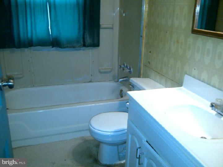 209 Andover Road Fairless Hills, PA 19030 - Photo 7 of 20 Gallery Image 7