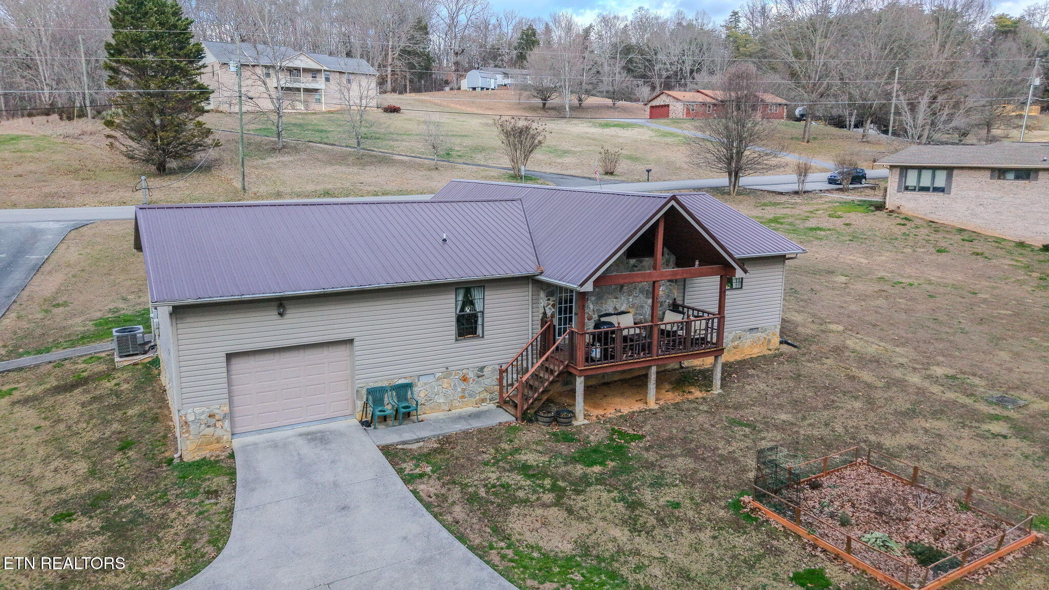 224 Lenz Drive Kodak, TN 37764 - Photo 31 of 34 18-web-or-mls-DJI_20260115140241_0676_D