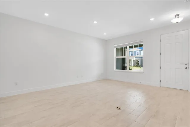 $2,600 | 13124 Calming Breeze Way, Winter Garden, FL 34787