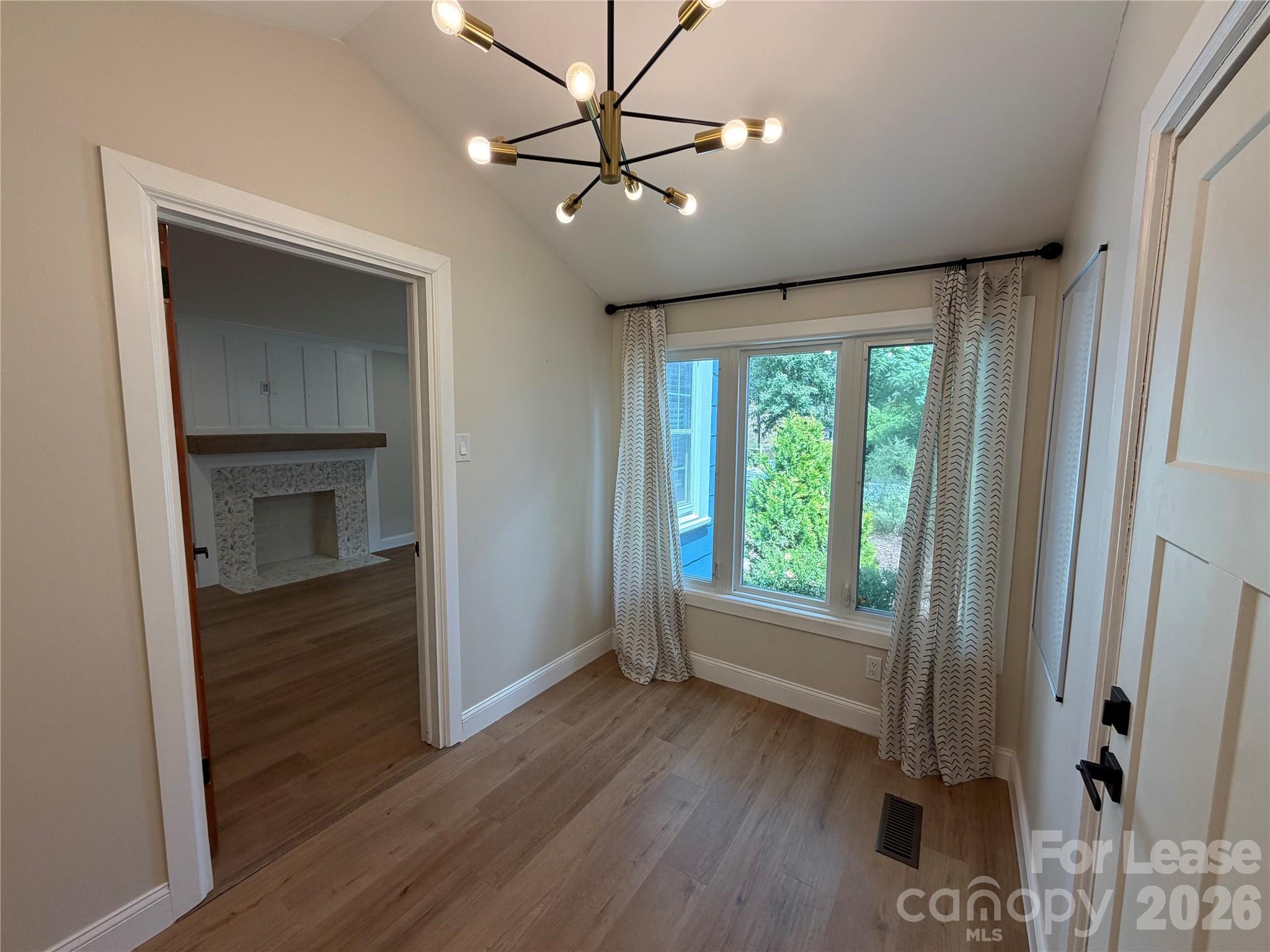 4318 Raney Way Charlotte, NC 28205 - Photo 11 of 25 Gallery Image 11