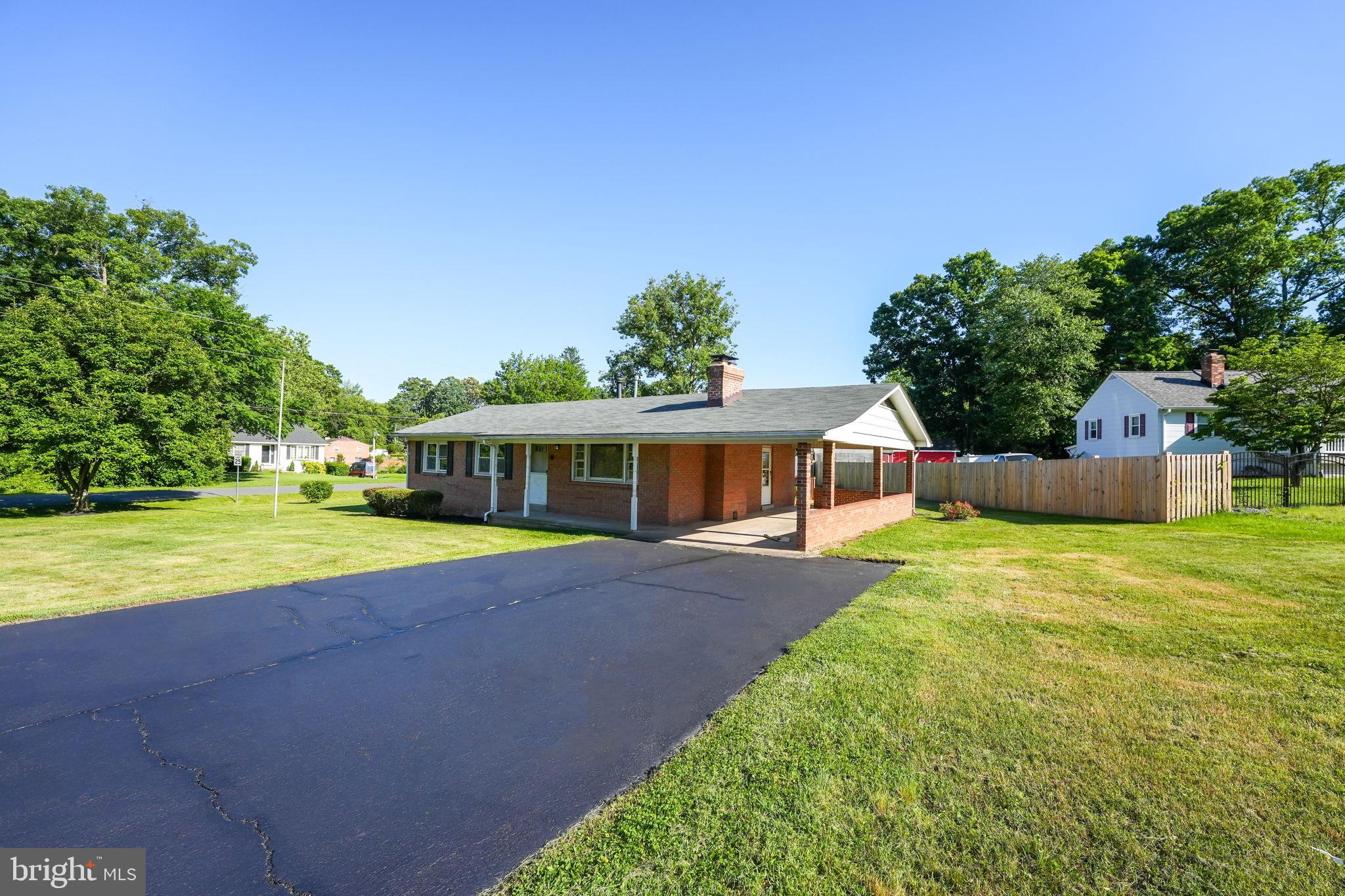 8501 Rugby Road Manassas Park, VA 20111 - Photo 13 of 24 Gallery Image 13