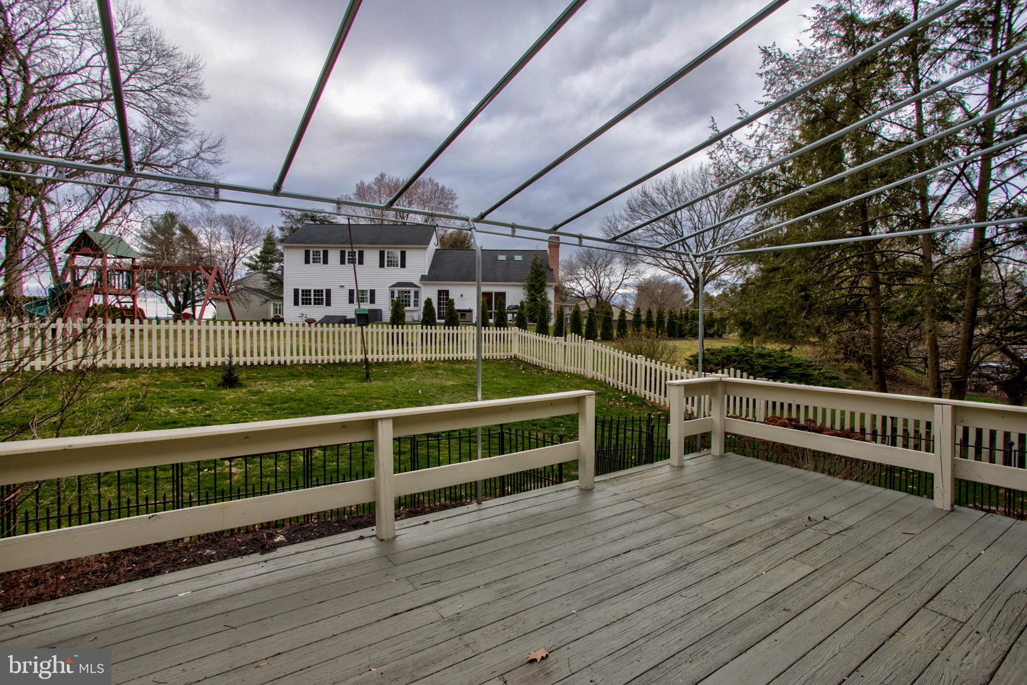 591 Millcross Road Lancaster, PA 17601 - Photo 12 of 52