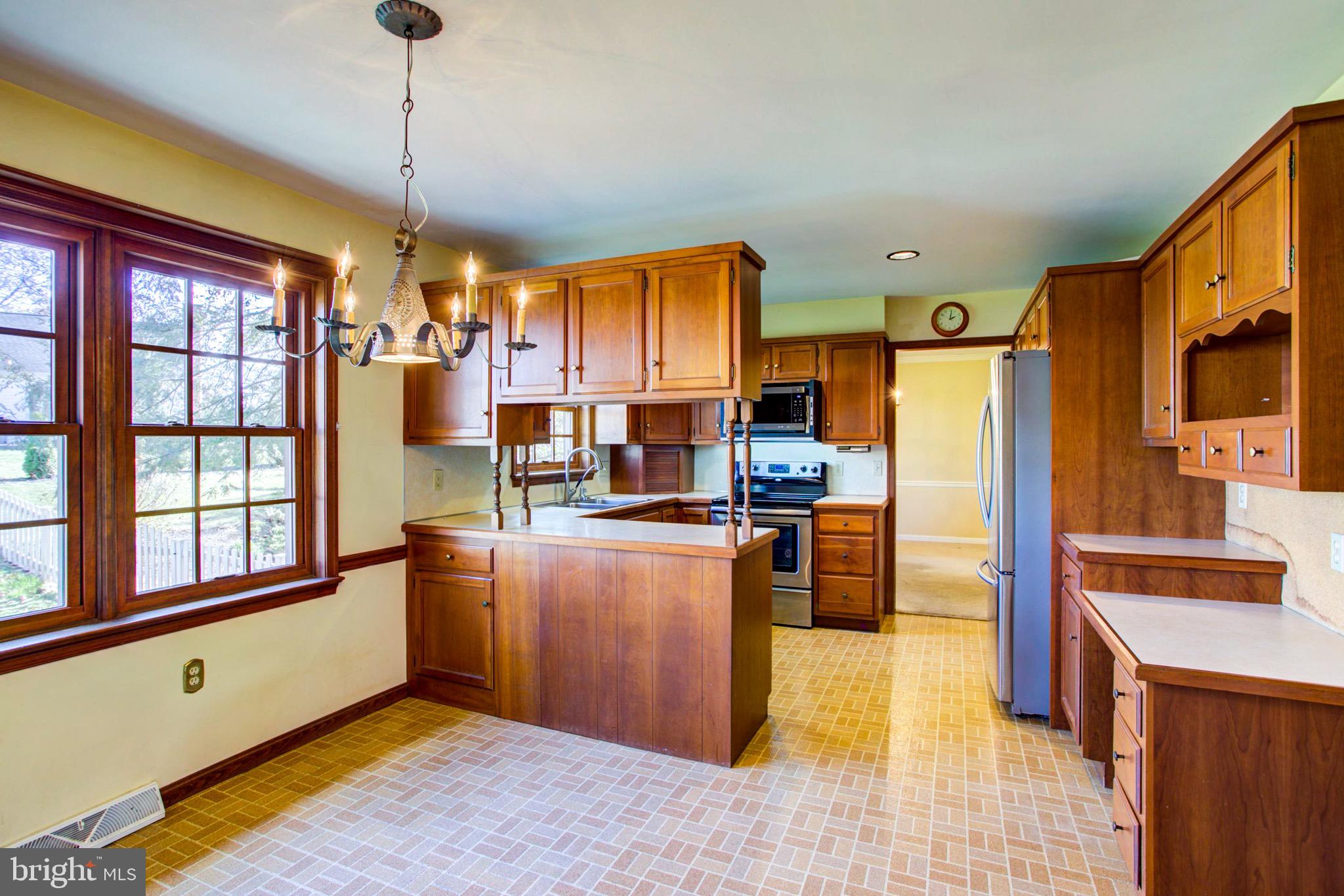 591 Millcross Road Lancaster, PA 17601 - Photo 23 of 52