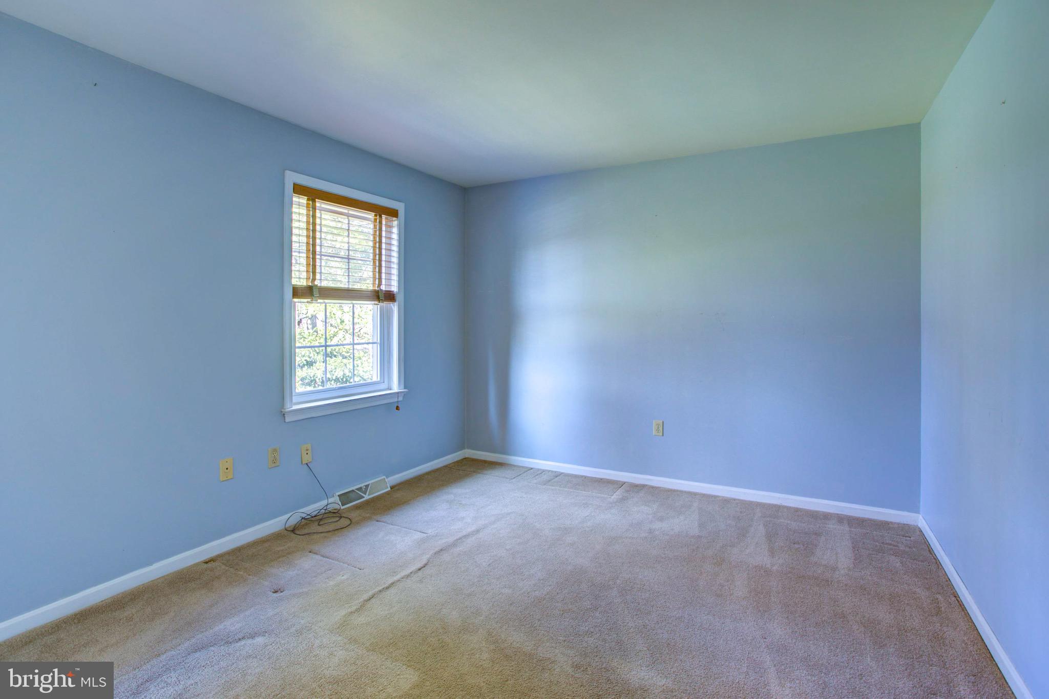 591 Millcross Road Lancaster, PA 17601 - Photo 35 of 52 First Floor Bedroom