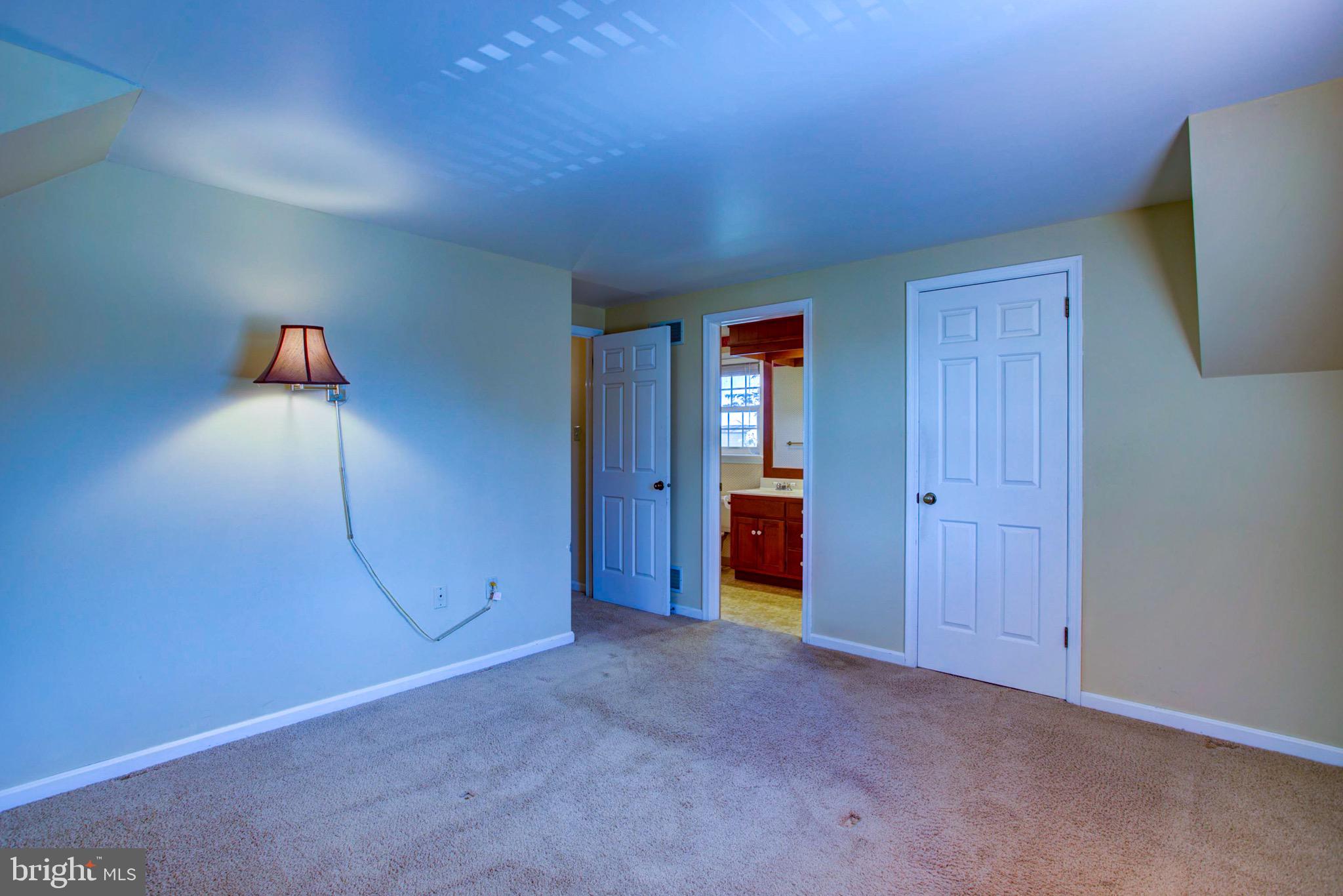 591 Millcross Road Lancaster, PA 17601 - Photo 37 of 52 Primary Bedroom