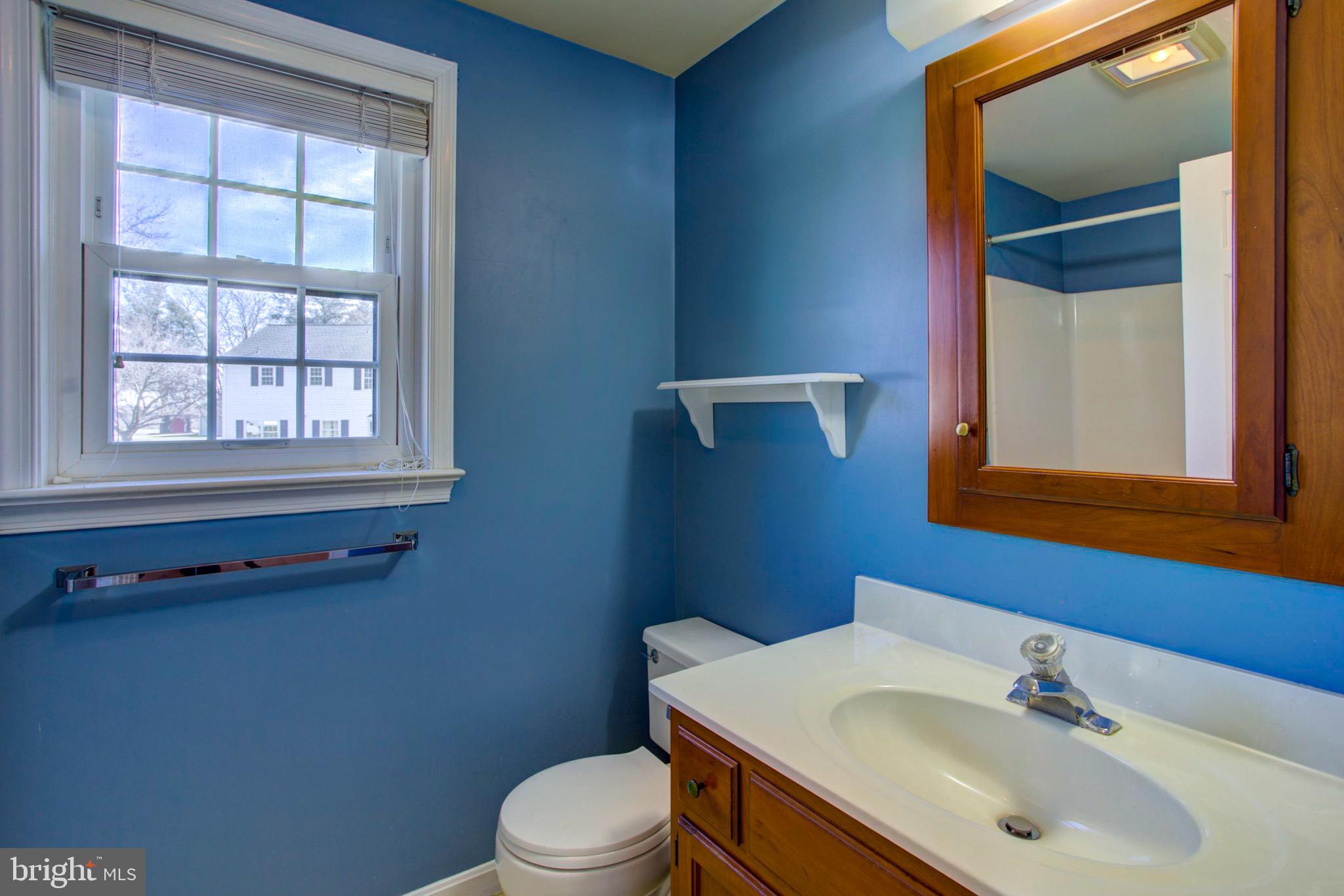 591 Millcross Road Lancaster, PA 17601 - Photo 45 of 52 Second Full Bath