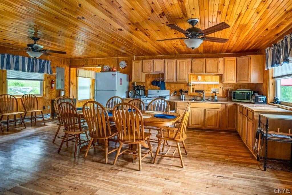 93 A South Woods Road, Unit B Hammond, NY 13646 - Photo 2 of 19
