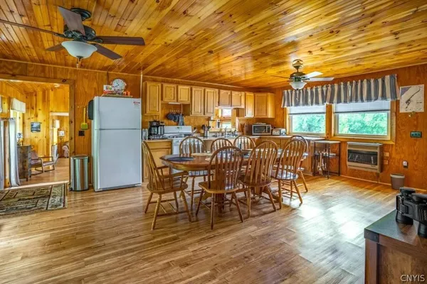 $339,999 | 93 A South Woods Road, Unit B, Hammond, NY 13646