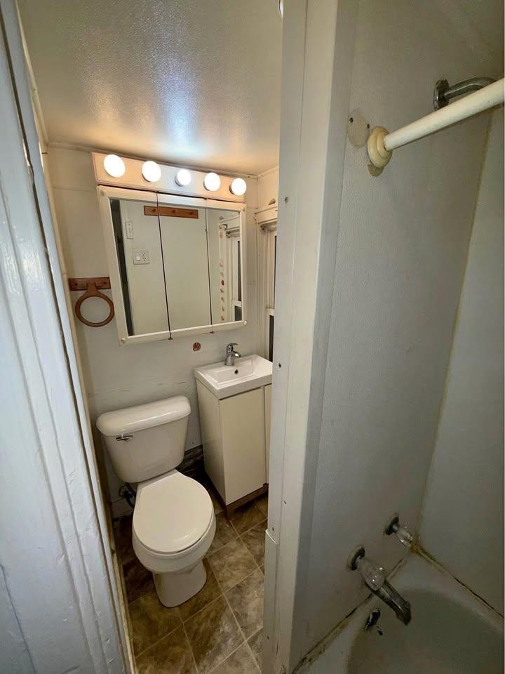 1937 Spohn Avenue Madison, WI 53704 - Photo 13 of 13