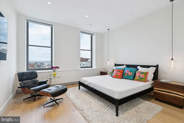 $2,150,000 | 210 West Washington Square, Unit 12NW, Philadelphia, PA 19106