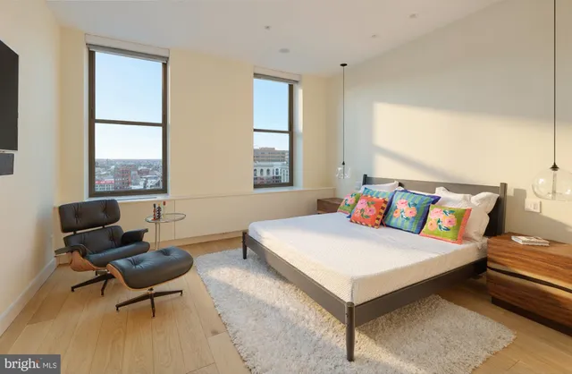 $2,150,000 | 210 West Washington Square, Unit 12NW, Philadelphia, PA 19106