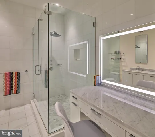 $2,150,000 | 210 West Washington Square, Unit 12NW, Philadelphia, PA 19106