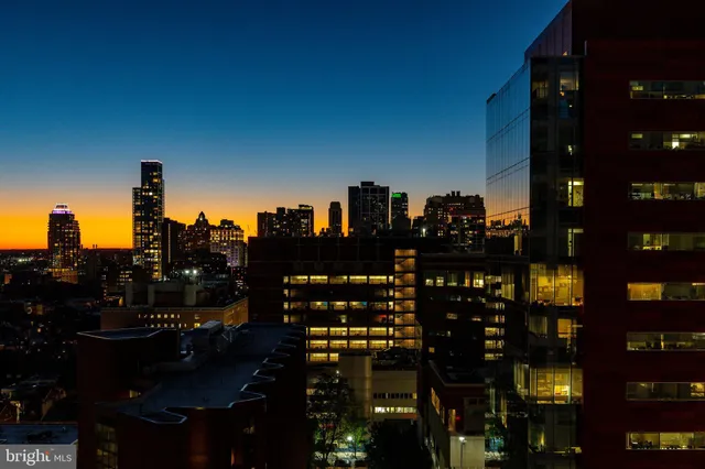 $2,150,000 | 210 West Washington Square, Unit 12NW, Philadelphia, PA 19106