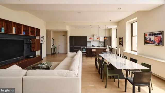 $2,150,000 | 210 West Washington Square, Unit 12NW, Philadelphia, PA 19106