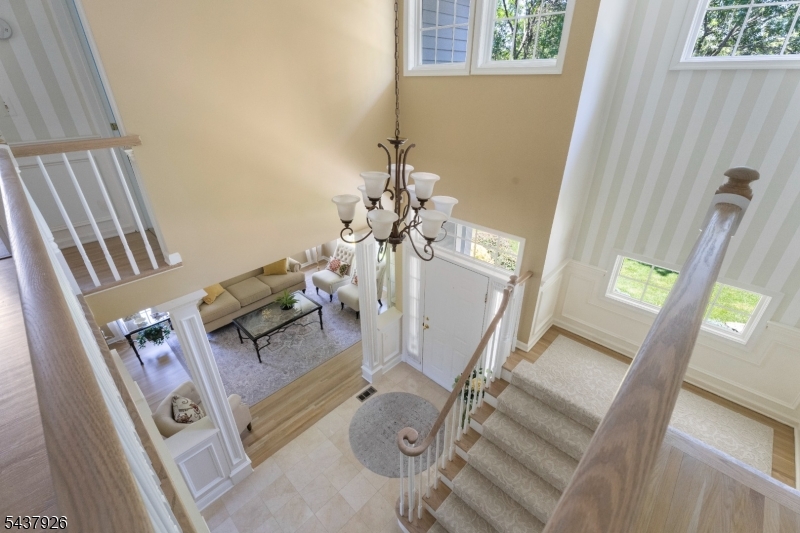 10 Barnstable Road Berkeley Heights, NJ 07922 - Photo 12 of 47