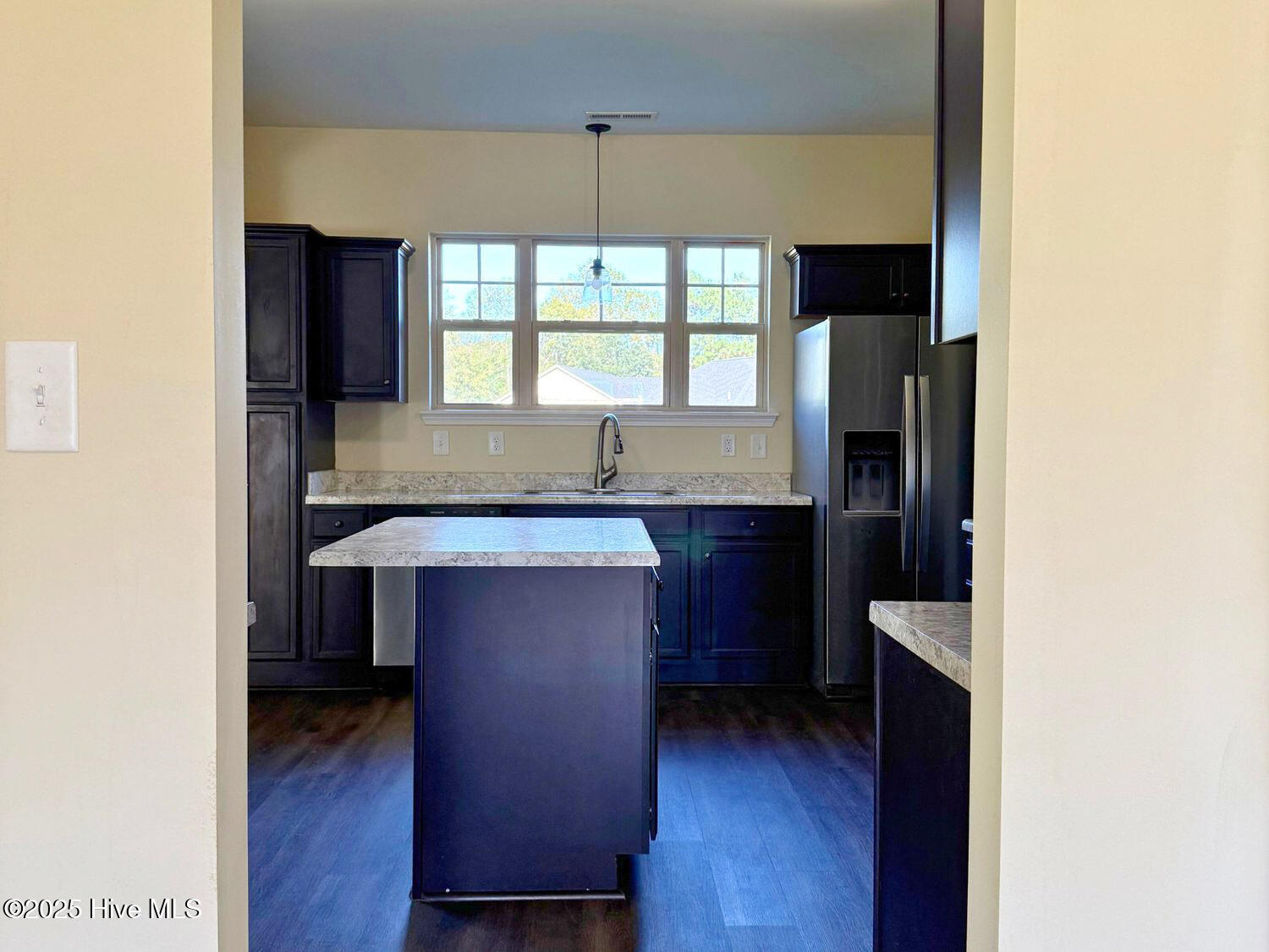 111 Tides End Drive Holly Ridge, NC 28445 - Photo 4 of 27 111 Tides End Dr 4