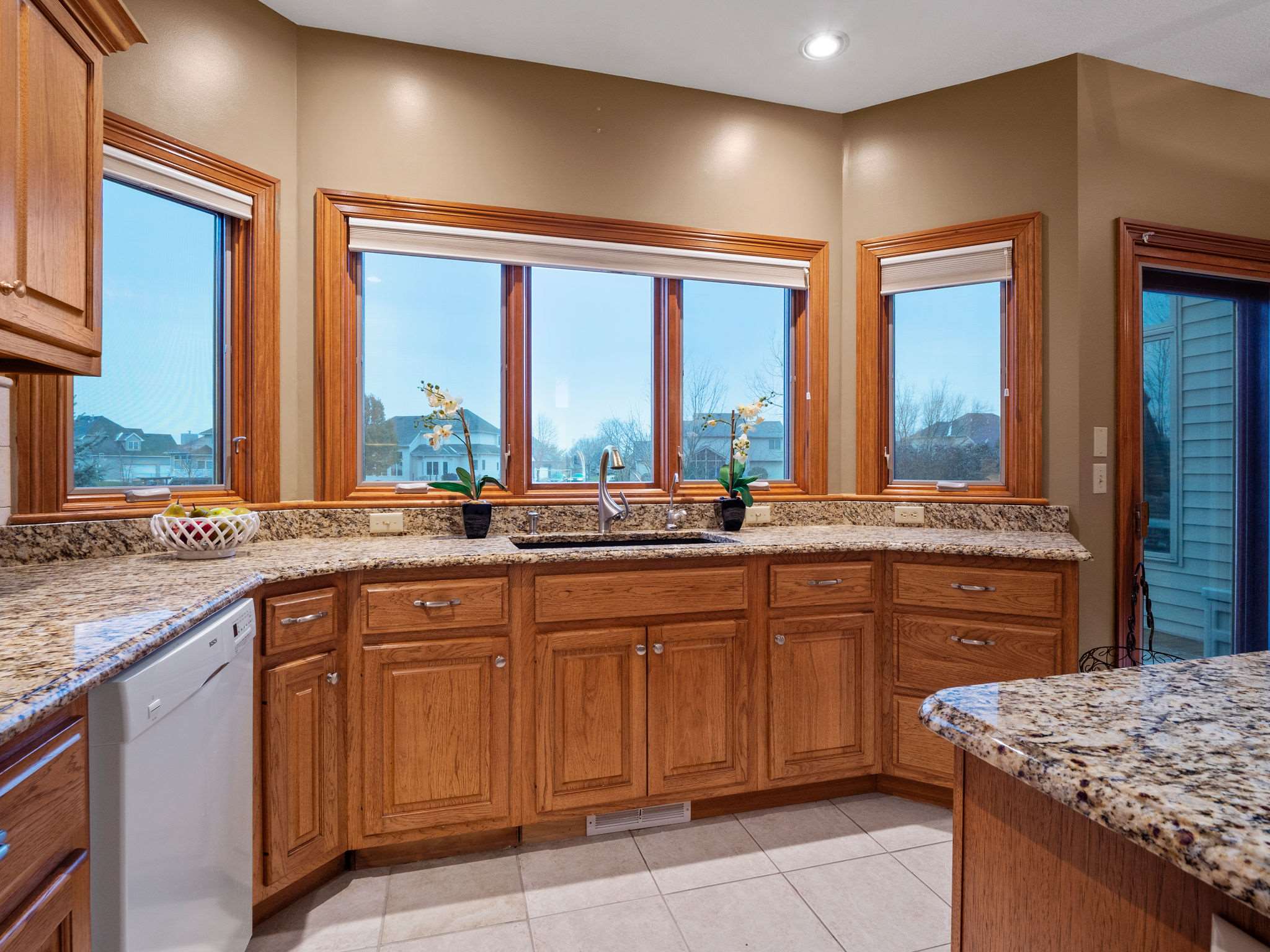2208 Calais Road Fort Wayne, IN 46814 - Photo 7 of 28 Gallery Image 7
