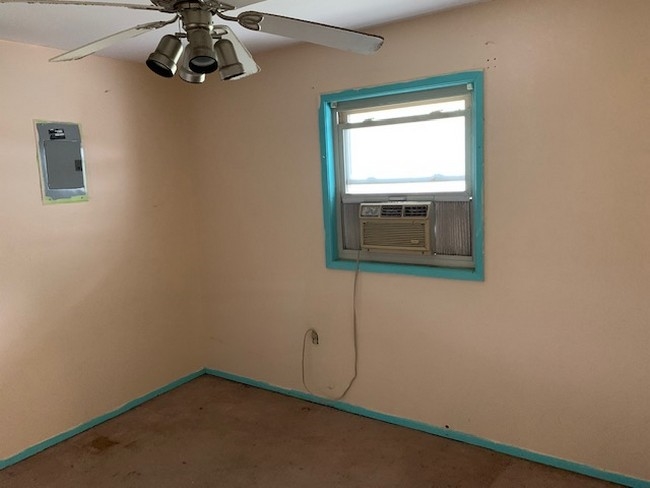 6557 Oakcrest Road Milton, FL 32570 - Photo 16 of 23 Gallery Image 16