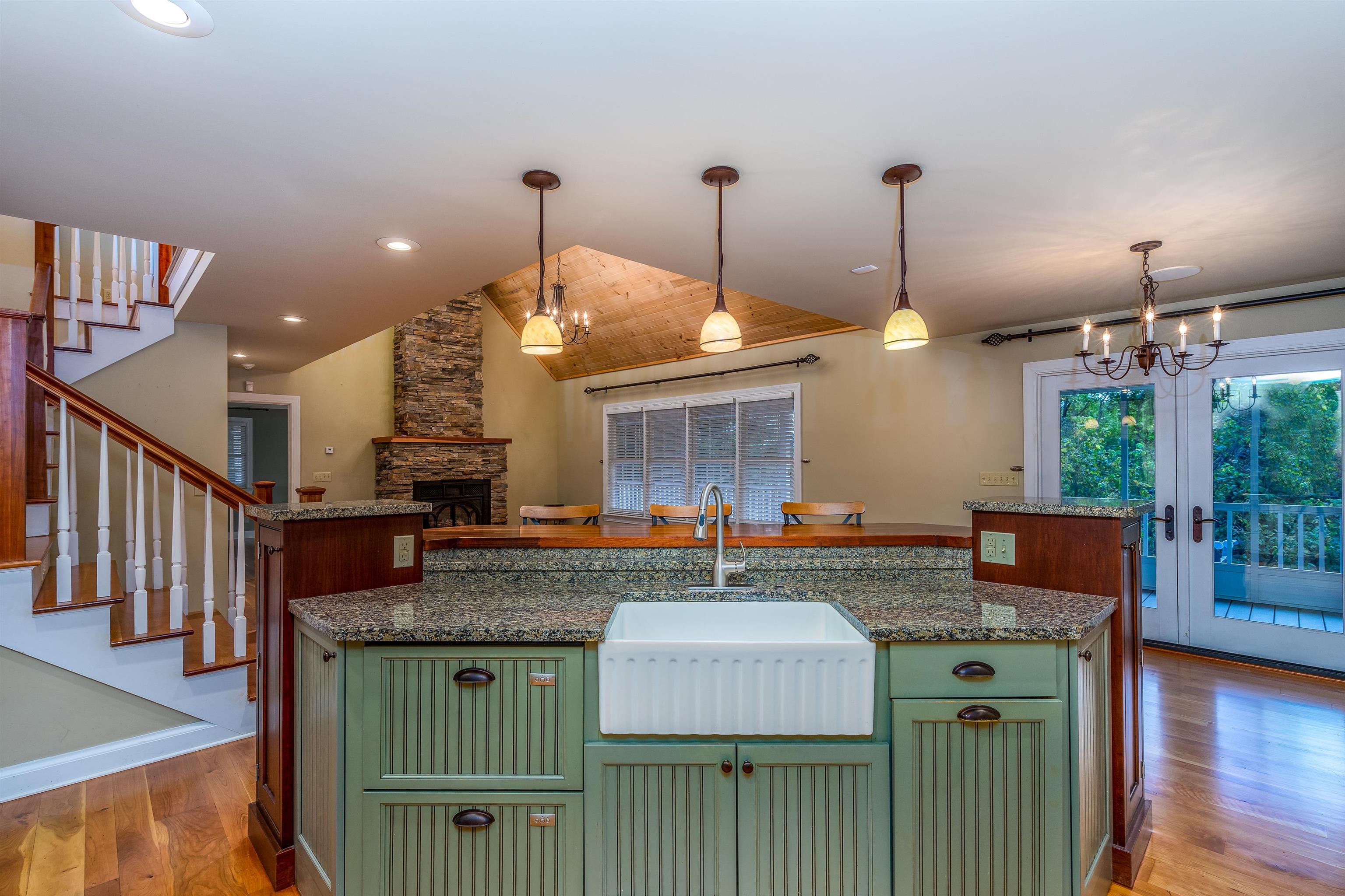 2299 Carter Caves Road Olive Hill, KY 41164 - Photo 7 of 25