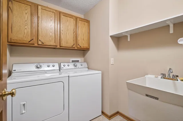 $529,900 | 13760 Fenwick Circle, Eden Prairie, MN 55346