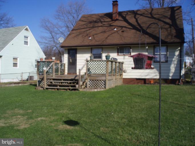 7111 Decatur Street Hyattsville, MD 20784 - Photo 18 of 25 Exterior (Rear)