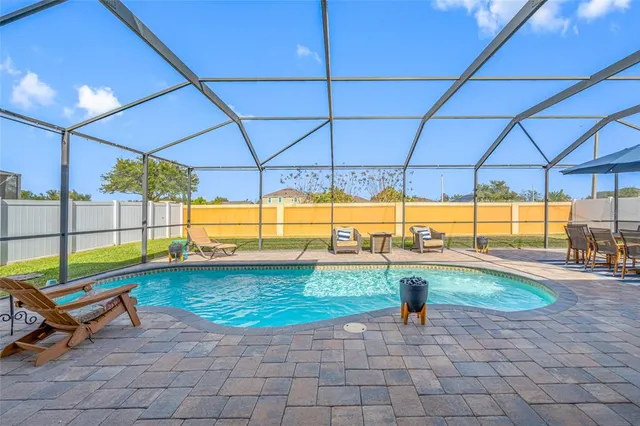 $529,900 | 10832 Carloway Hills Drive, Wimauma, FL 33598