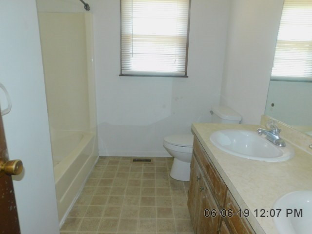 999 Outlaw Road Dudley, NC 28333 - Photo 6 of 7