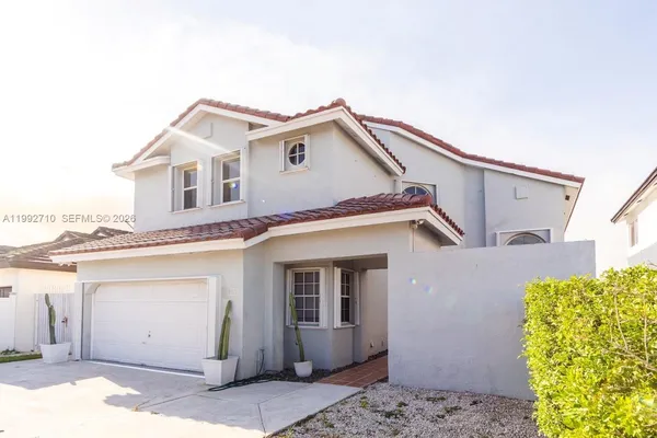 $789,000 | 15511 Southwest 59th Street, Miami, FL 33193