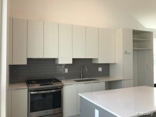 2854 John R Street Detroit, MI 48201 - Photo 4 of 9