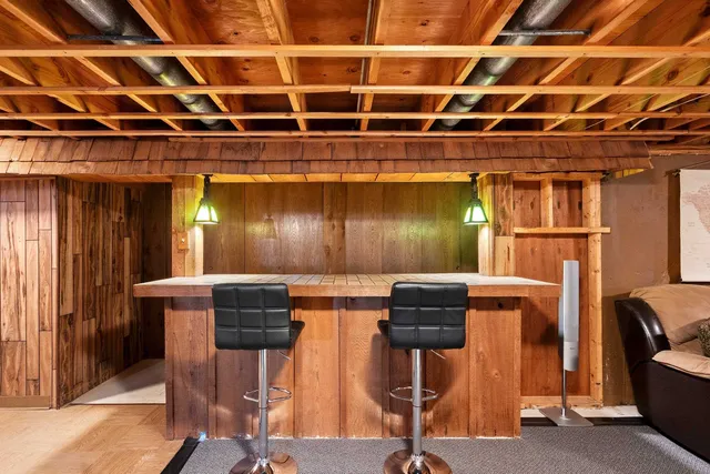 $299,900 | 424 North St Bernard Drive, De Pere, WI 54115