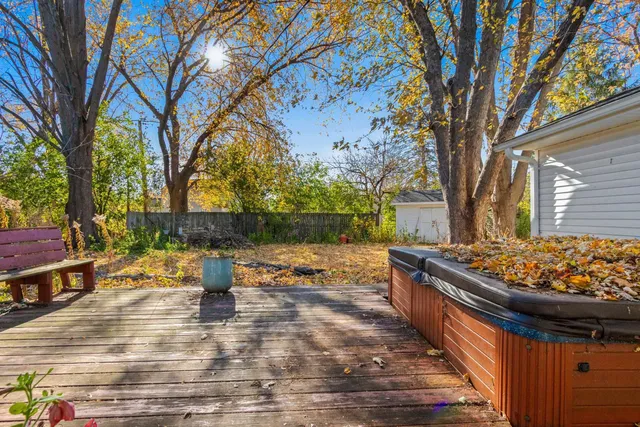 $299,900 | 424 North St Bernard Drive, De Pere, WI 54115