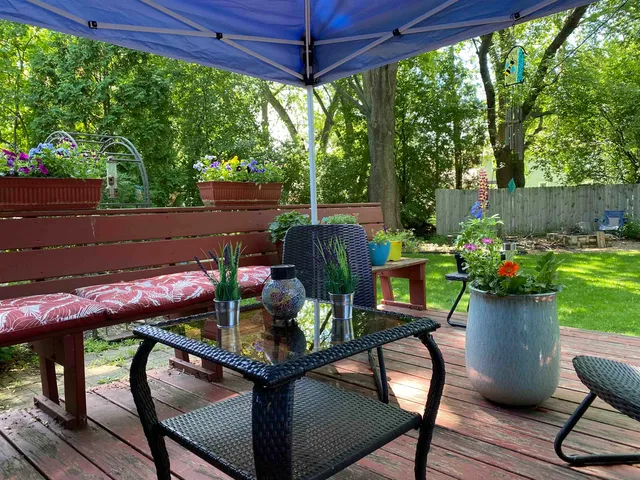 $299,900 | 424 North St Bernard Drive, De Pere, WI 54115